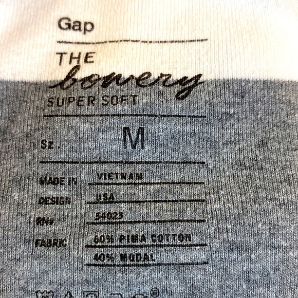 GAP THE BOWERY SUPER SOFT GRAY WHITE STRIPED LONG SLEEVED TEE SHIRT Size… - Picture 2 of 10